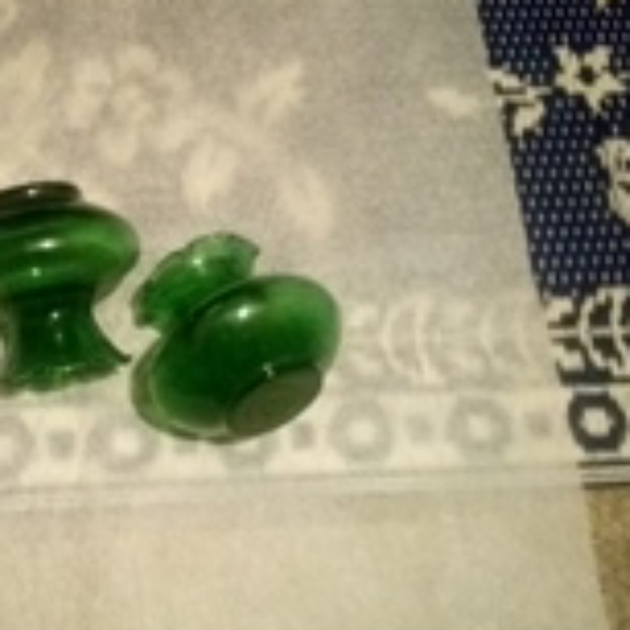 Vases - Picture 2 of 3